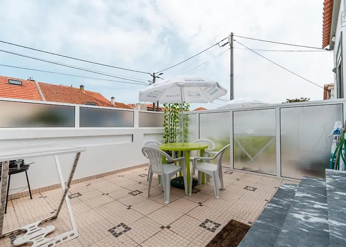 Casa Do Bairro By Cosycasa بيت للعطل *